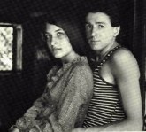 Farinas, Relections outtake 2, 1 May, 1965 - photo by Daniel Kramer