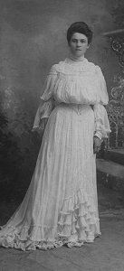 Cora Mae Hunt, wedding photo, circa 1904